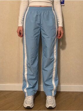 NWT JoyLab Baby Blue  Woven Pants Side Stripe Athleisure Size S NWT